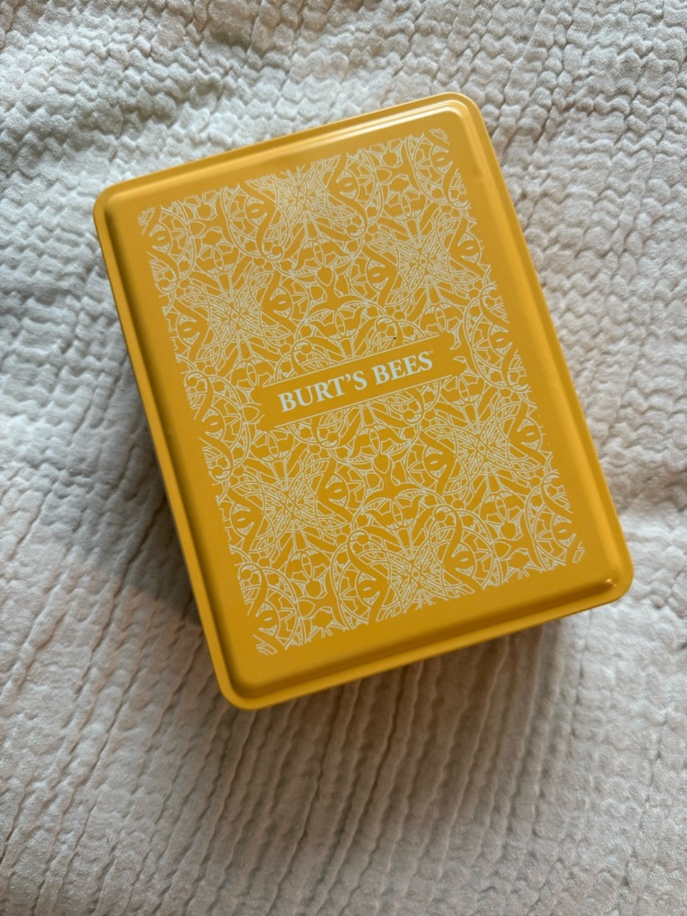 Burt’s Bees Gift Set - Picture 3 of 3